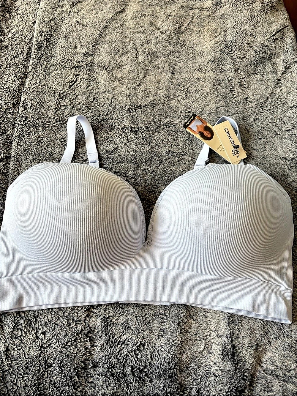 Boundaries Wirefree Bra in White XXL
